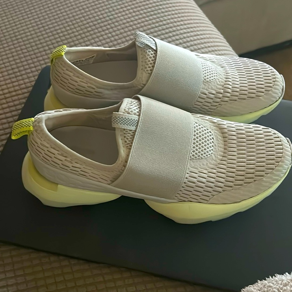 Sorel tennis shoes